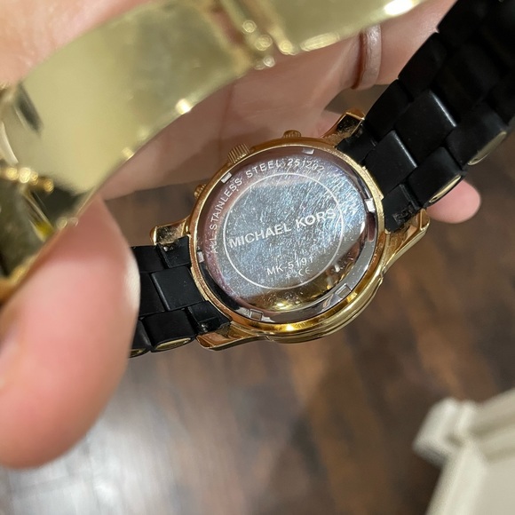 Michael Kors Women’s Watch - Picture 4 of 4